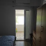 Апартаменты By The Sea