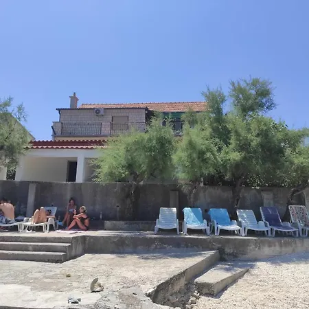 By The Sea Apartman Trogir