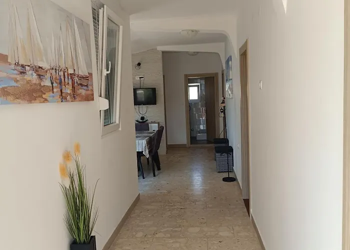 By The Sea Трогир